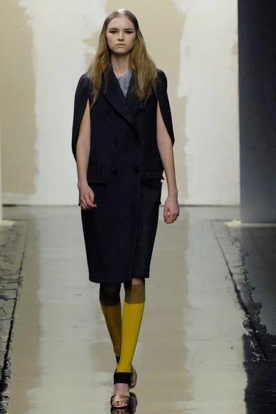 Look 2